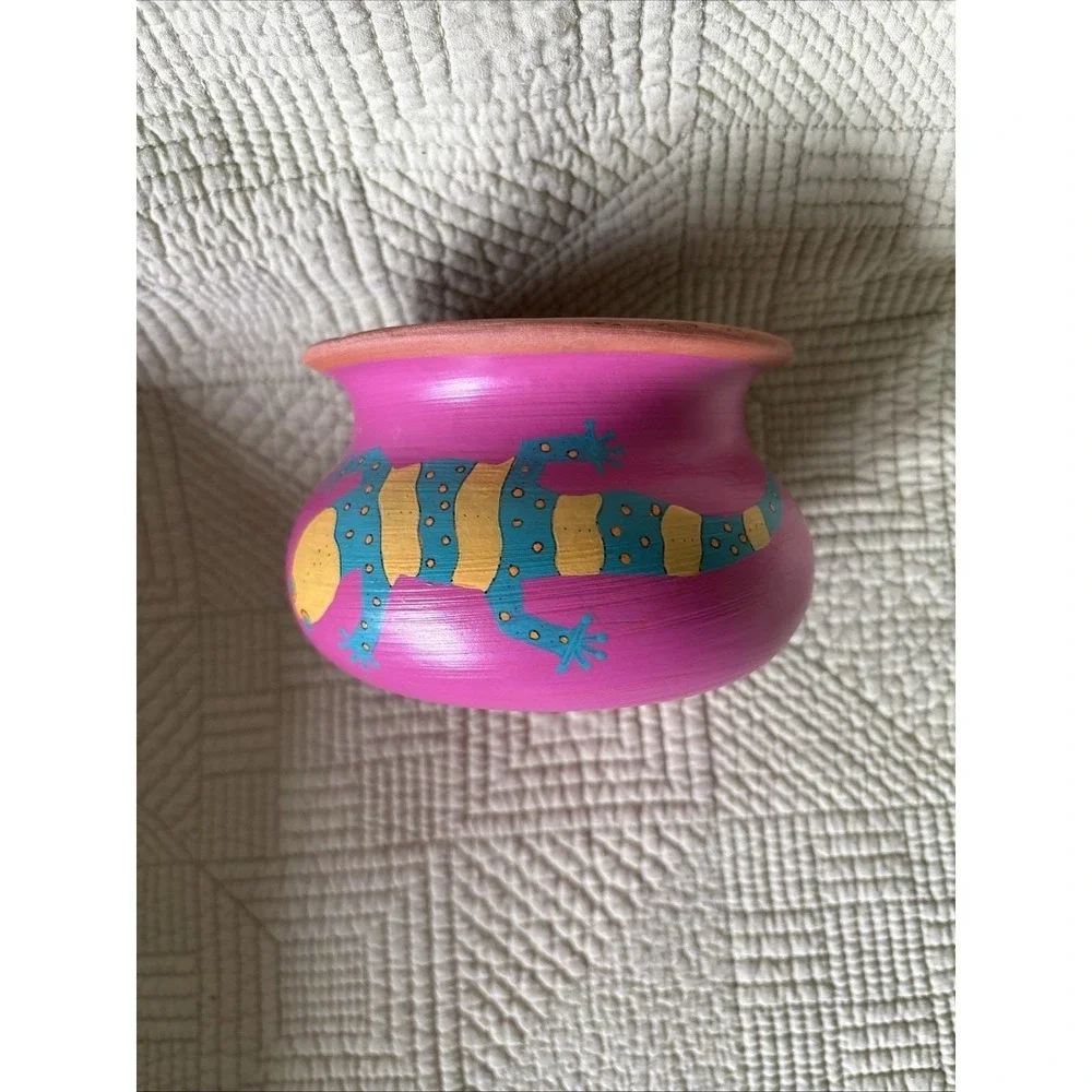Hand Painted Terra Cotta Gecko Planter Pot Southwestern Desert Boho Pink Lizard